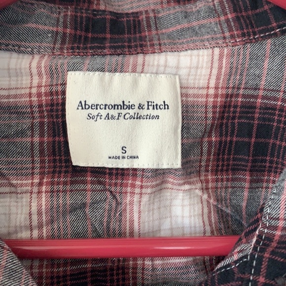 2 Abercrombie & Fitch Soft A & F Collection Tops - Picture 4 of 6